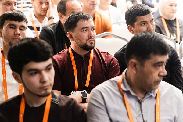 «ПАЛИТРА» на обойной конференции в Ташкенте